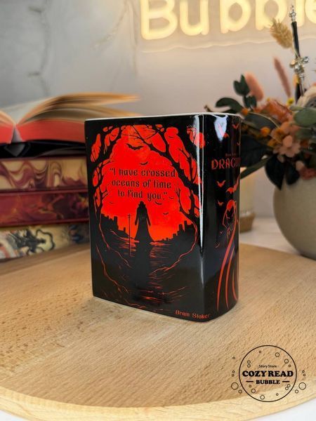 Ваза-книга &laquo;Дракула&raquo;, керамічна 778 фото