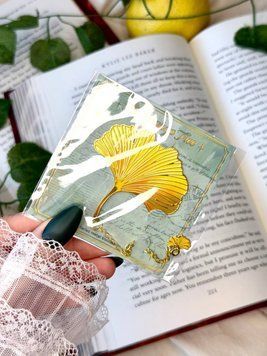 Металева закладинка &ldquo;Golden Ginkgo&rdquo; 992 фото