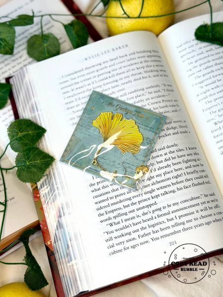 Металева закладинка &ldquo;Golden Ginkgo&rdquo; 992 фото